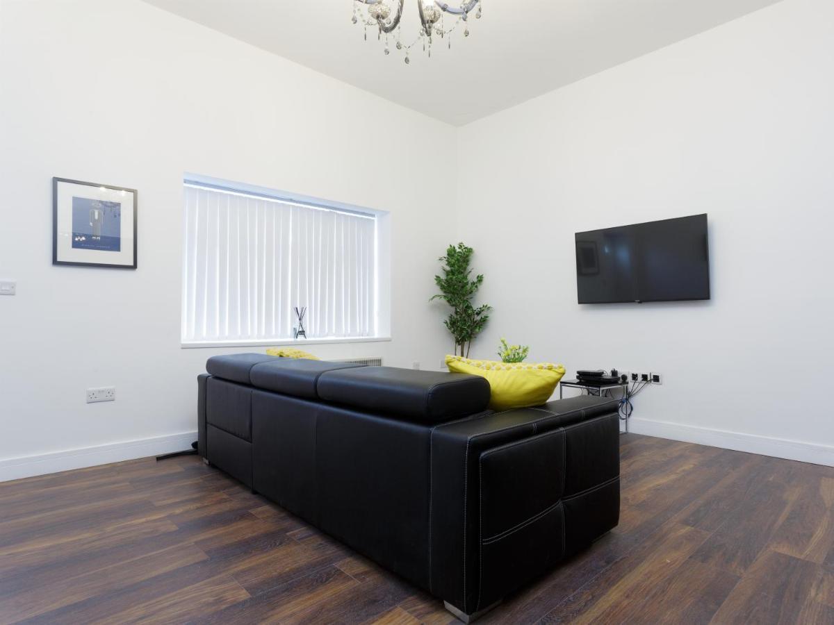 Live in Leeds Greenhill Bungalows Buitenkant foto
