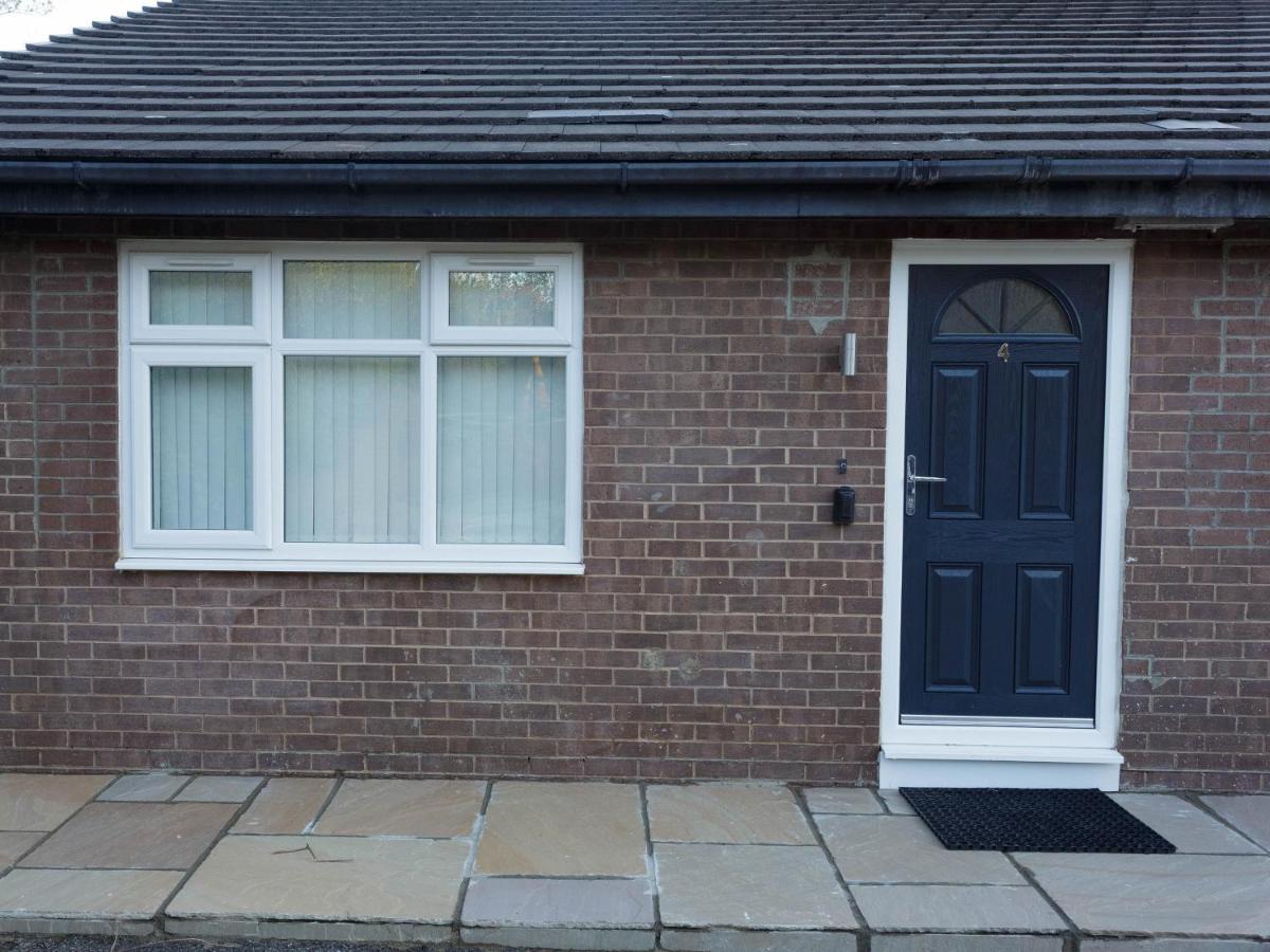 Live in Leeds Greenhill Bungalows Buitenkant foto
